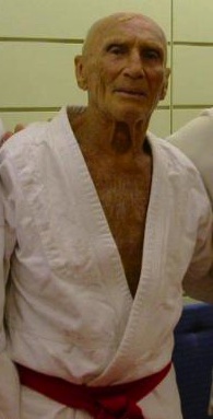 Helio Gracie im Jahr 2004